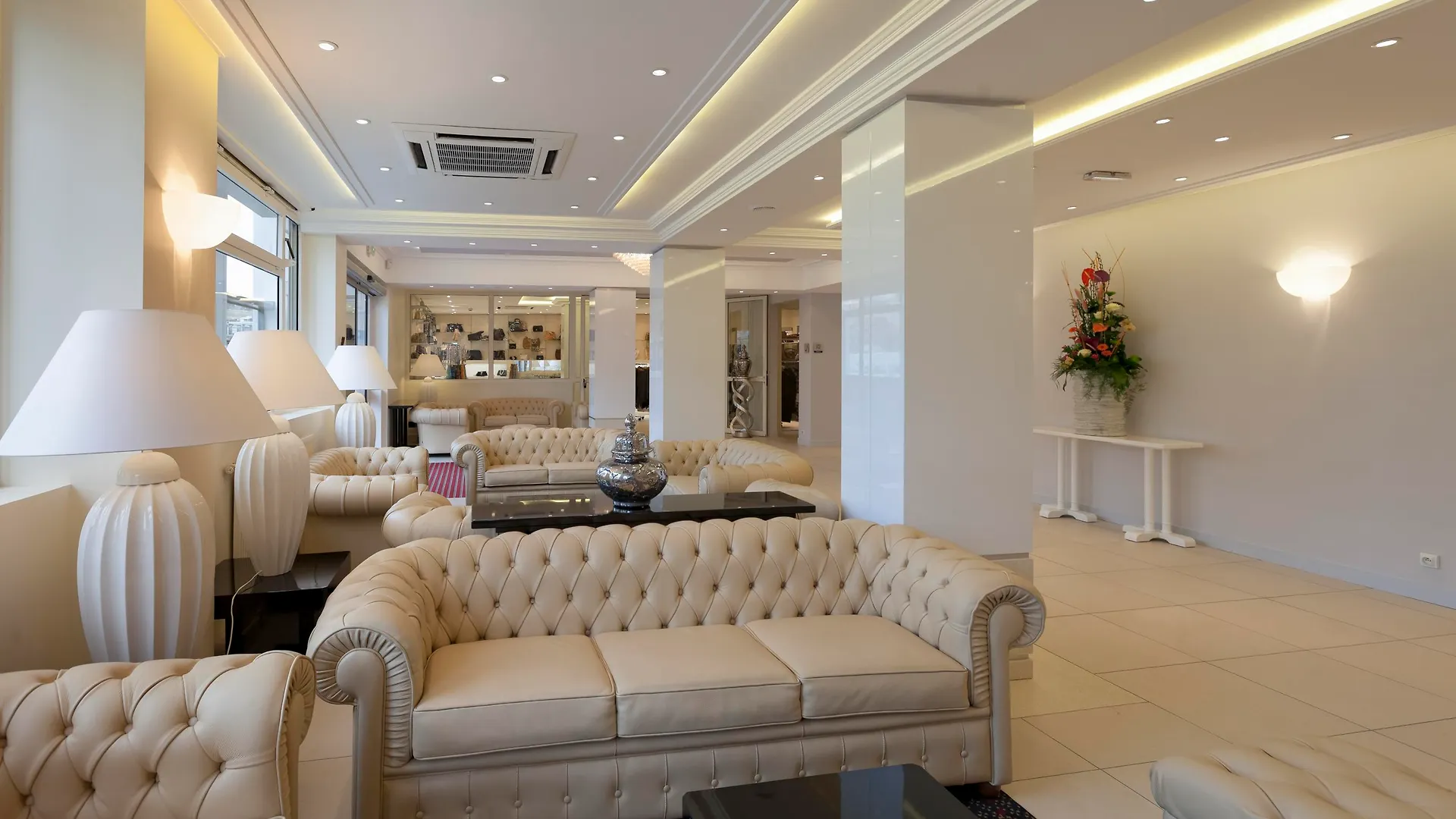 Hôtel Paradis Lourdes Hotel