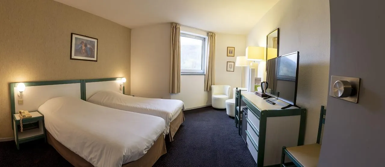 Hôtel Paradis Lourdes 4*,