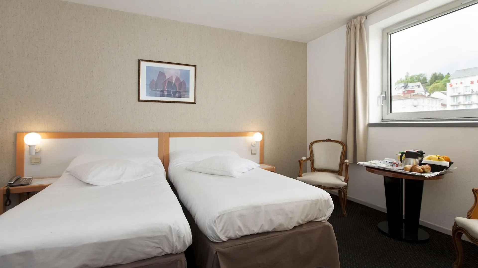 ****  Hotel Paradis Lourdes France